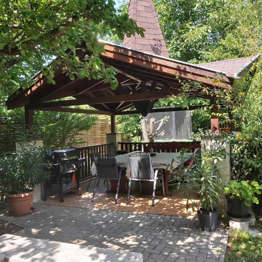 Appartement Melinda Nyaralohaz à Balatonkenese Extérieur photo