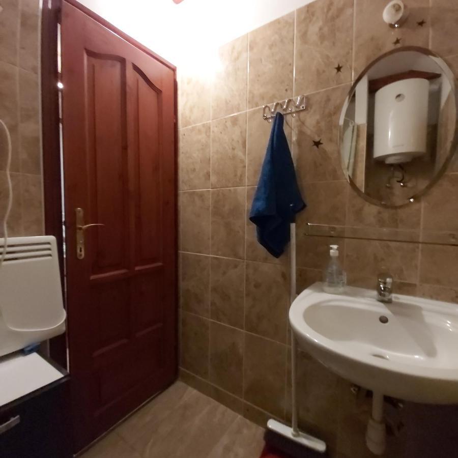 Appartement Melinda Nyaralohaz à Balatonkenese Extérieur photo