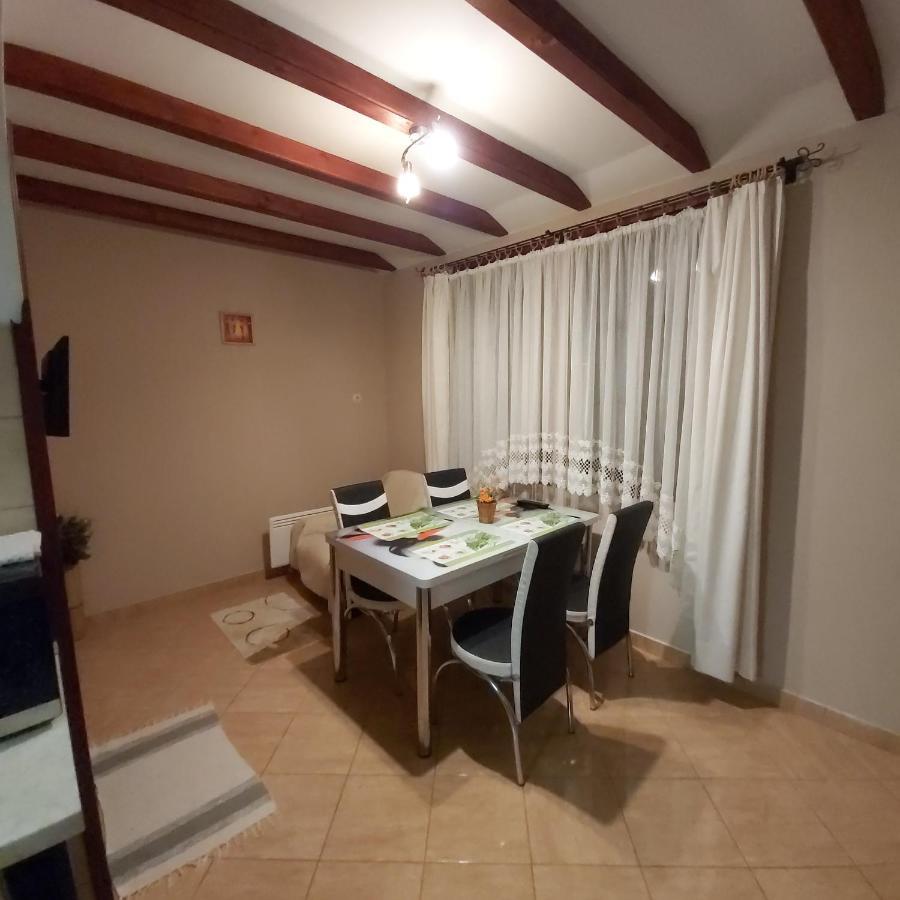 Appartement Melinda Nyaralohaz à Balatonkenese Extérieur photo